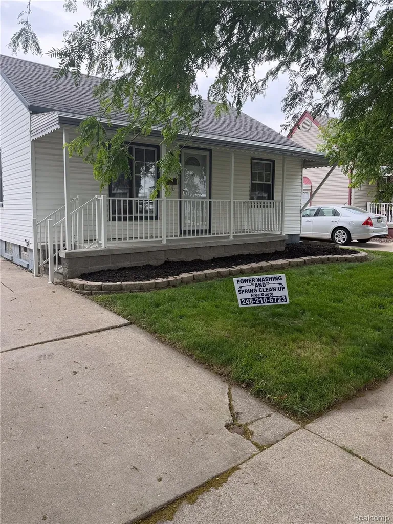 3613 21st Street Wyandotte City MI 48192