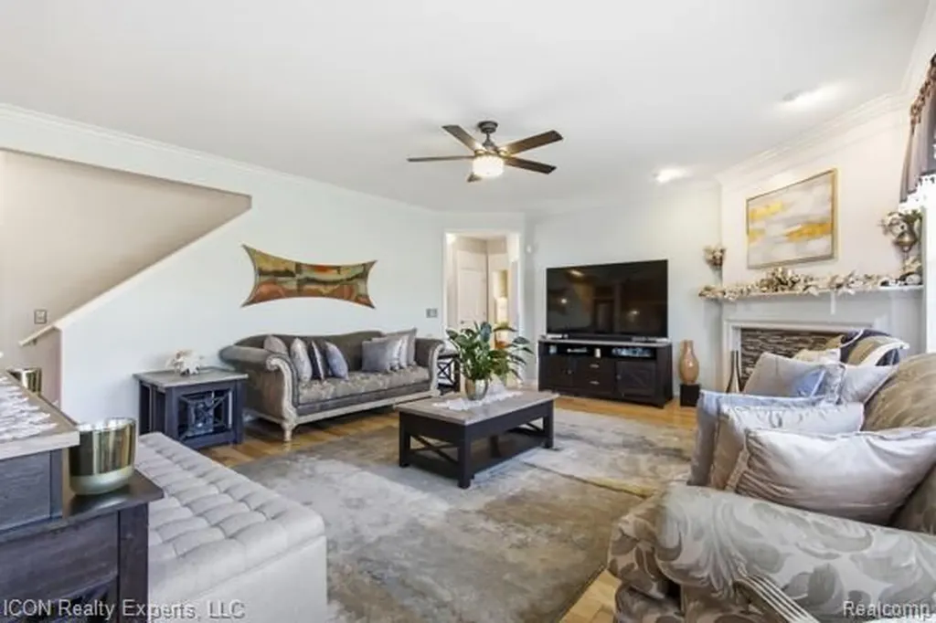 48879 Michaywe Drive Macomb Township MI 48044