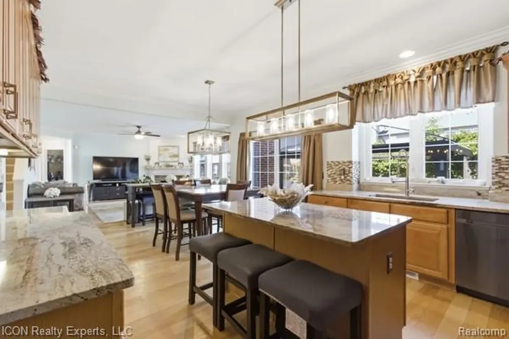 48879 Michaywe Drive Macomb Township MI 48044