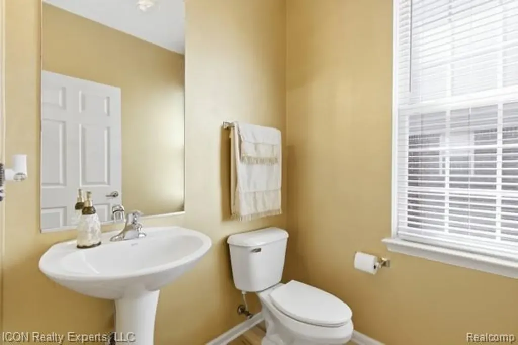 48879 Michaywe Drive Macomb Township MI 48044