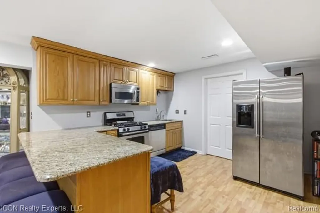 48879 Michaywe Drive Macomb Township MI 48044