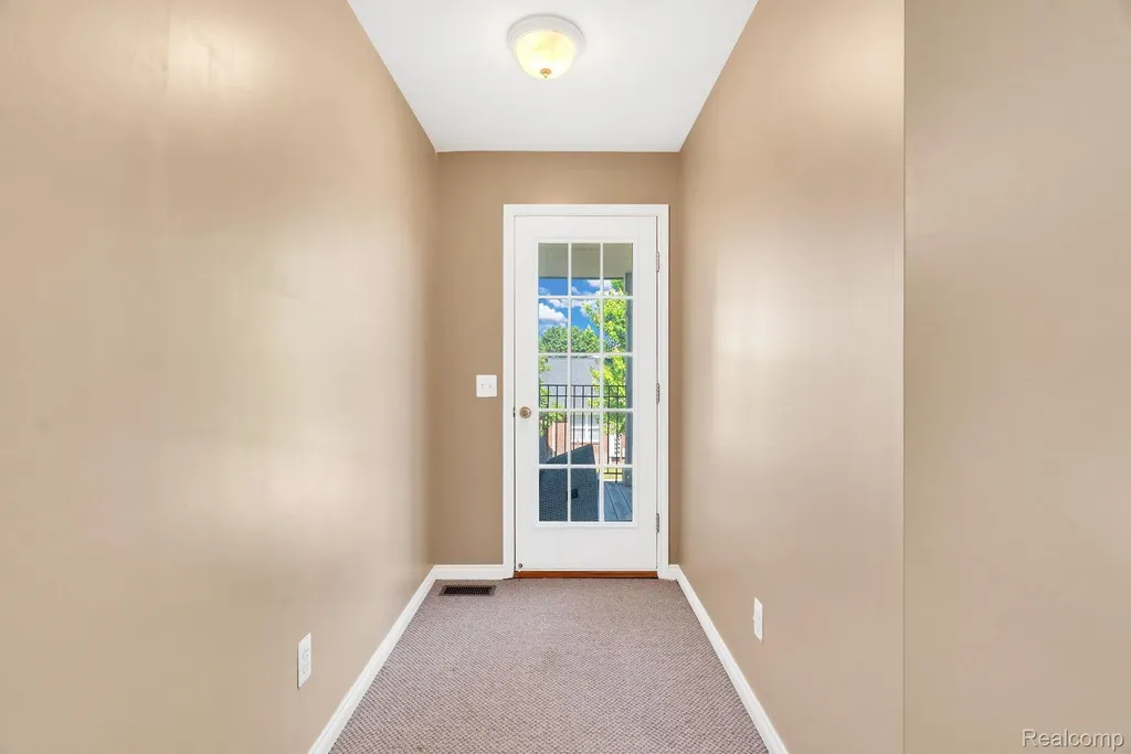42682 Park Cresent Drive Sterling Heights City MI 48313