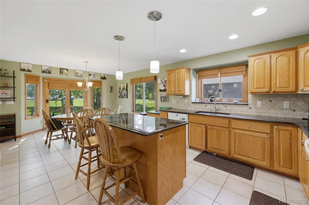 35724 Saint Clair Drive New Baltimore City MI 48047
