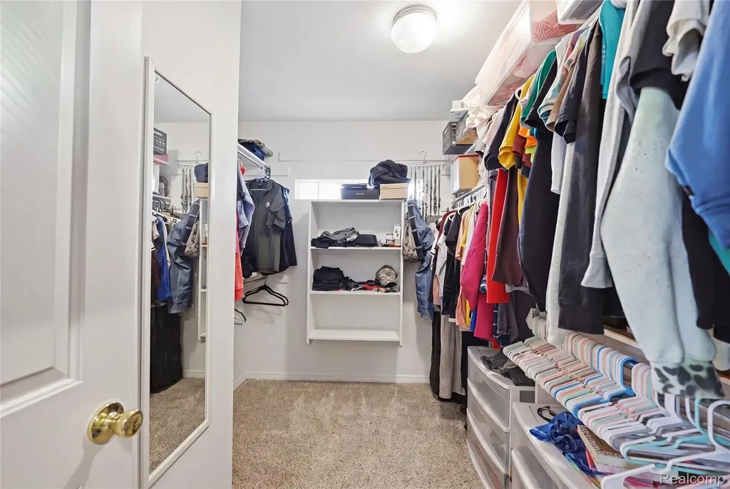 35724 Saint Clair Drive New Baltimore City MI 48047