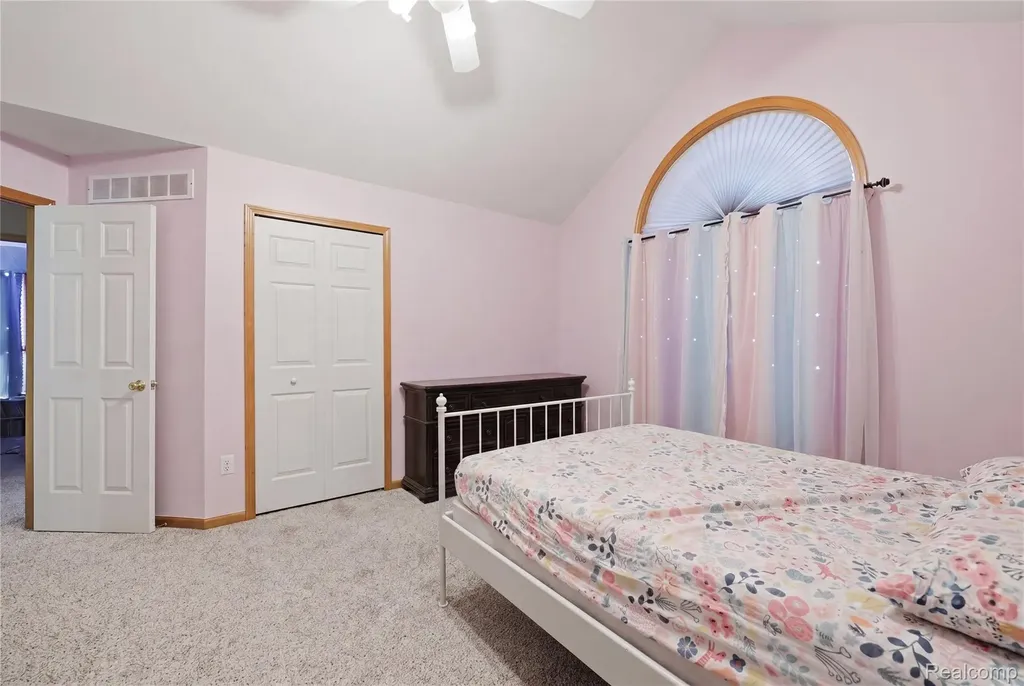 35724 Saint Clair Drive New Baltimore City MI 48047