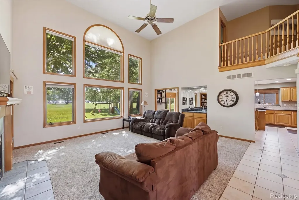 35724 Saint Clair Drive New Baltimore City MI 48047