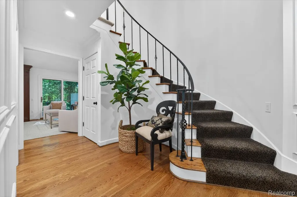 1262 Woodcrest Circle Bloomfield Hills City MI 48304