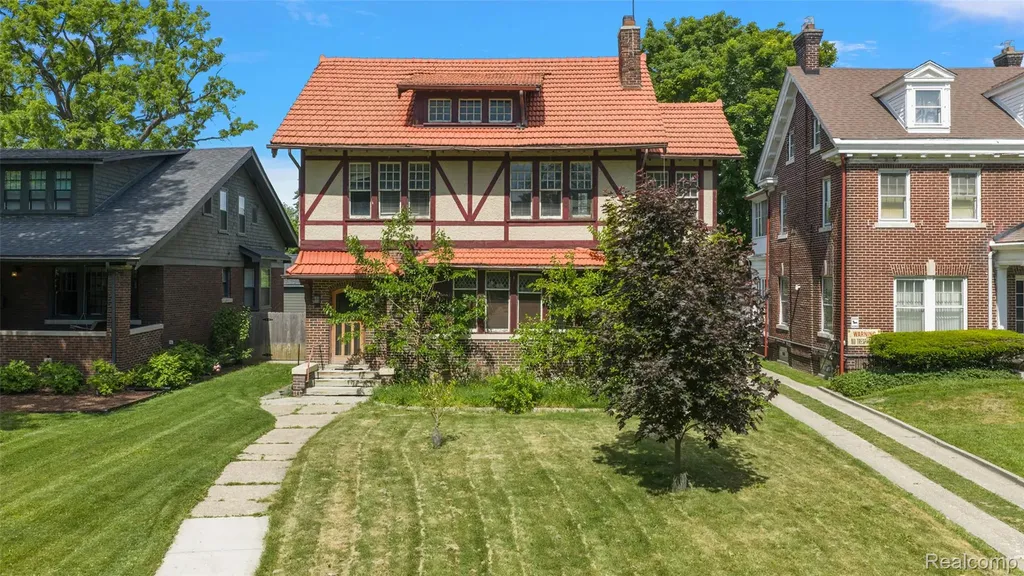 3456 Burns Street Detroit City MI 48214