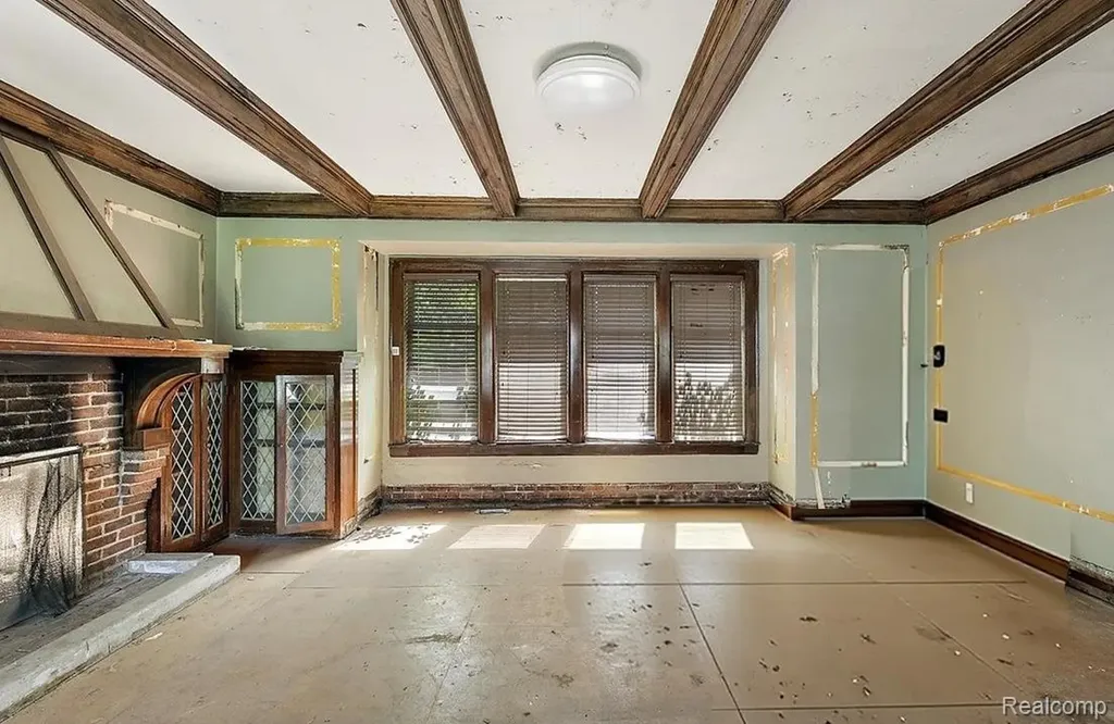 3456 Burns Street Detroit City MI 48214