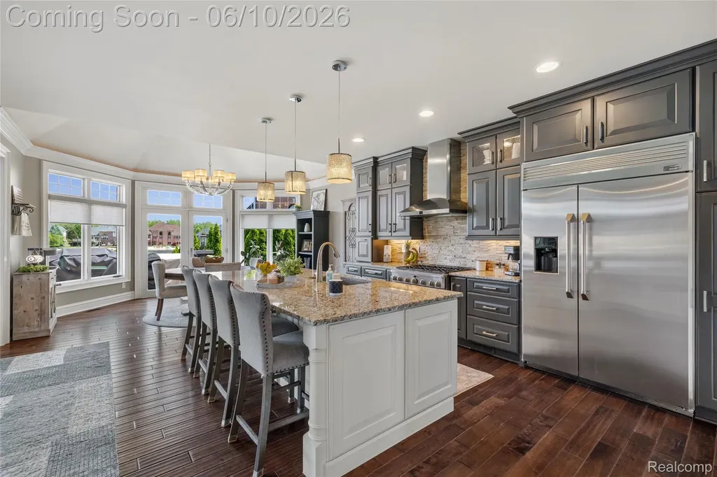 52438 Silent Ridge Drive Chesterfield Township MI 48051