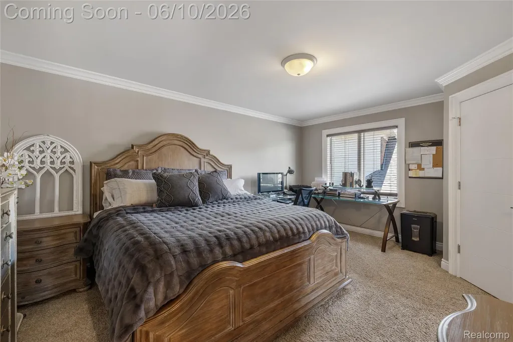 52438 Silent Ridge Drive Chesterfield Township MI 48051