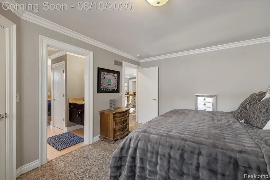 52438 Silent Ridge Drive Chesterfield Township MI 48051