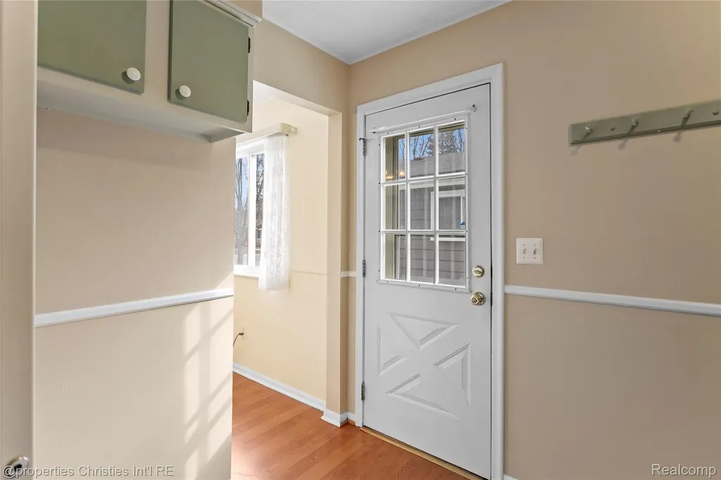 8834 Janis Street Shelby Charter Township MI 48317