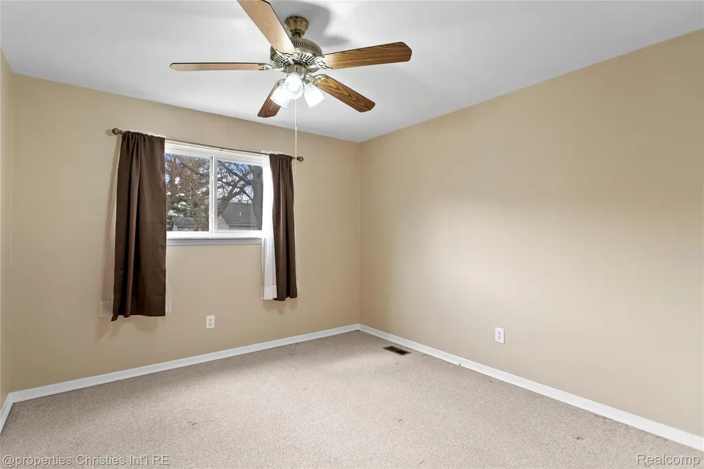 8834 Janis Street Shelby Charter Township MI 48317