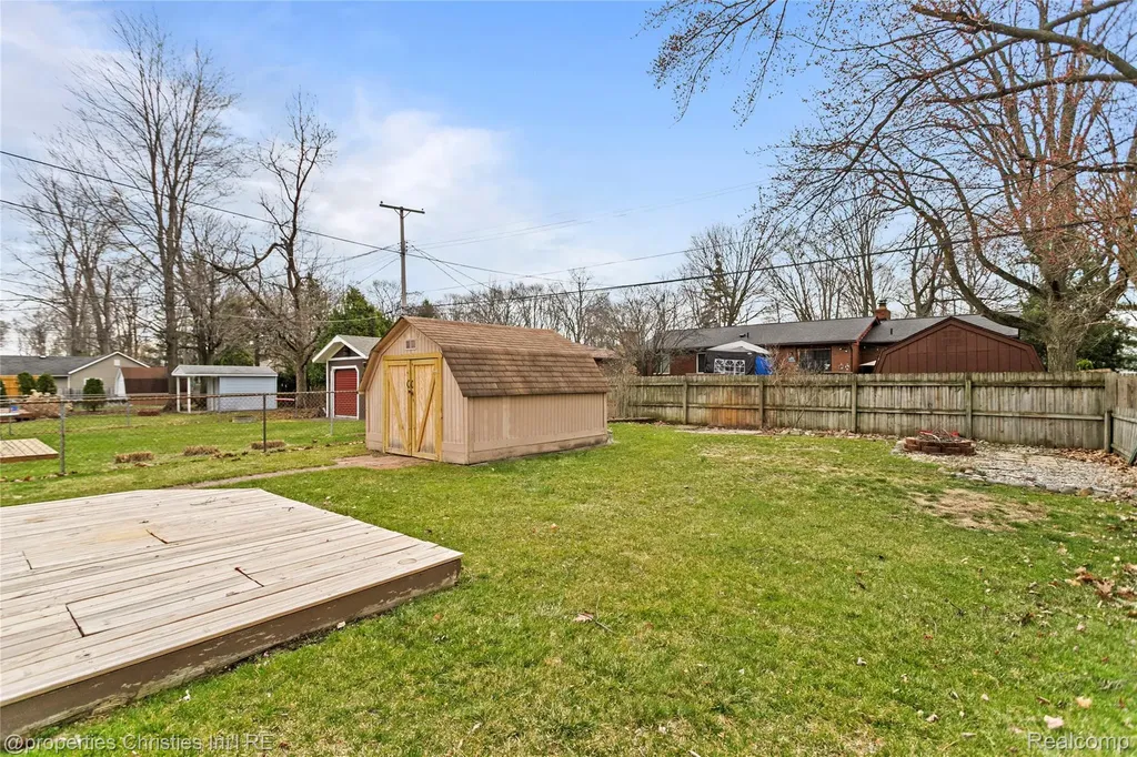 8834 Janis Street Shelby Charter Township MI 48317