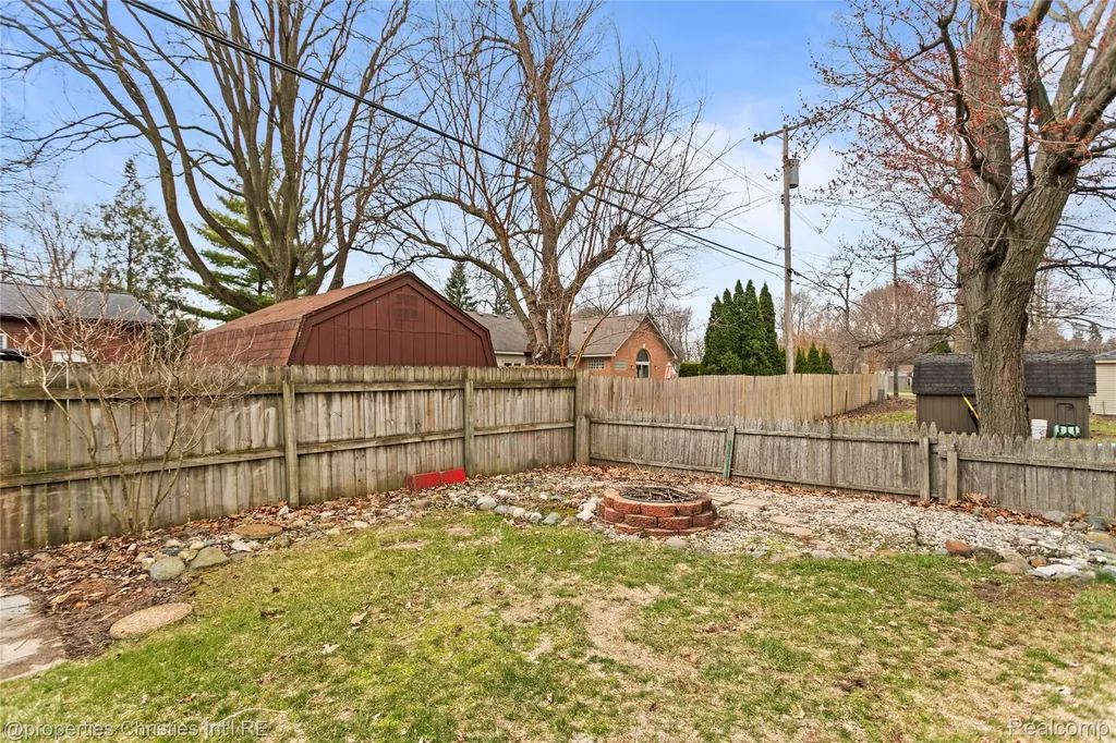 8834 Janis Street Shelby Charter Township MI 48317