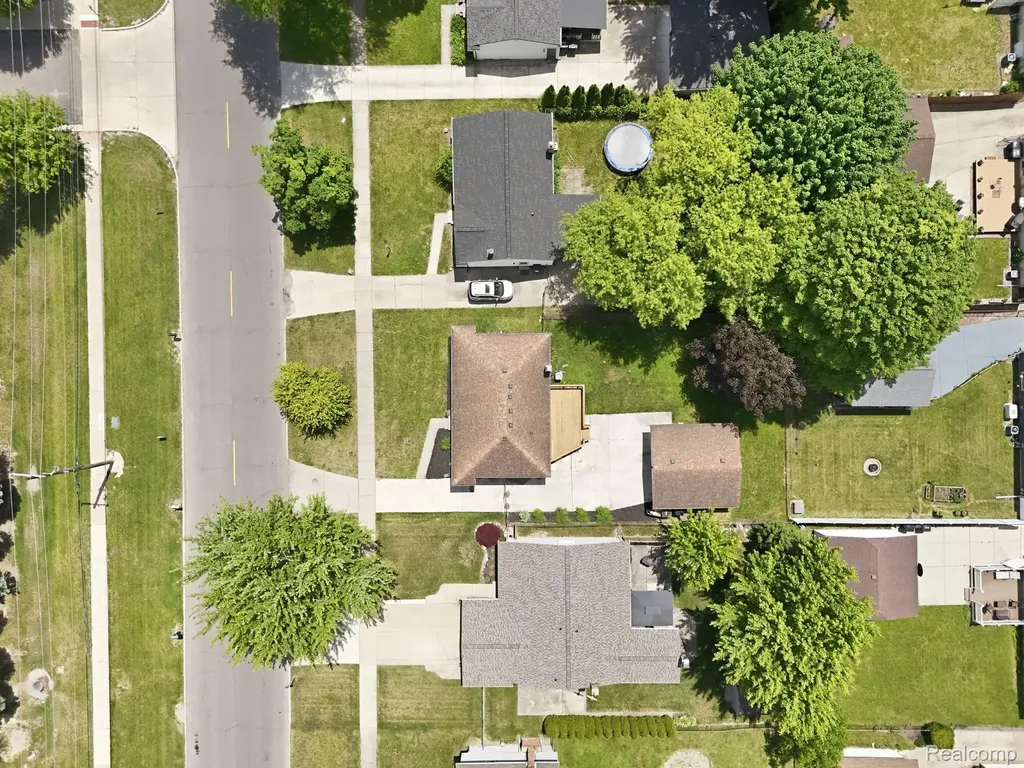 1260 S John Hix Street Westland City MI 48186