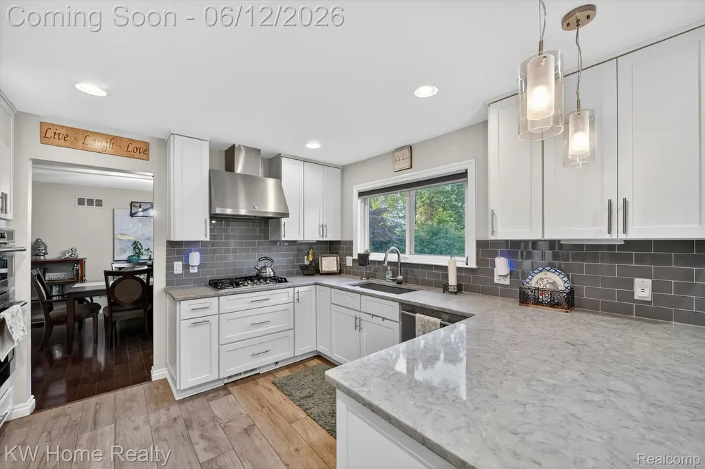 33717 Heritage Hills Drive Farmington Hills City MI 48331