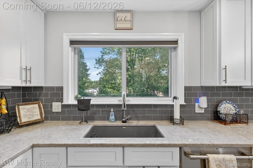 33717 Heritage Hills Drive Farmington Hills City MI 48331