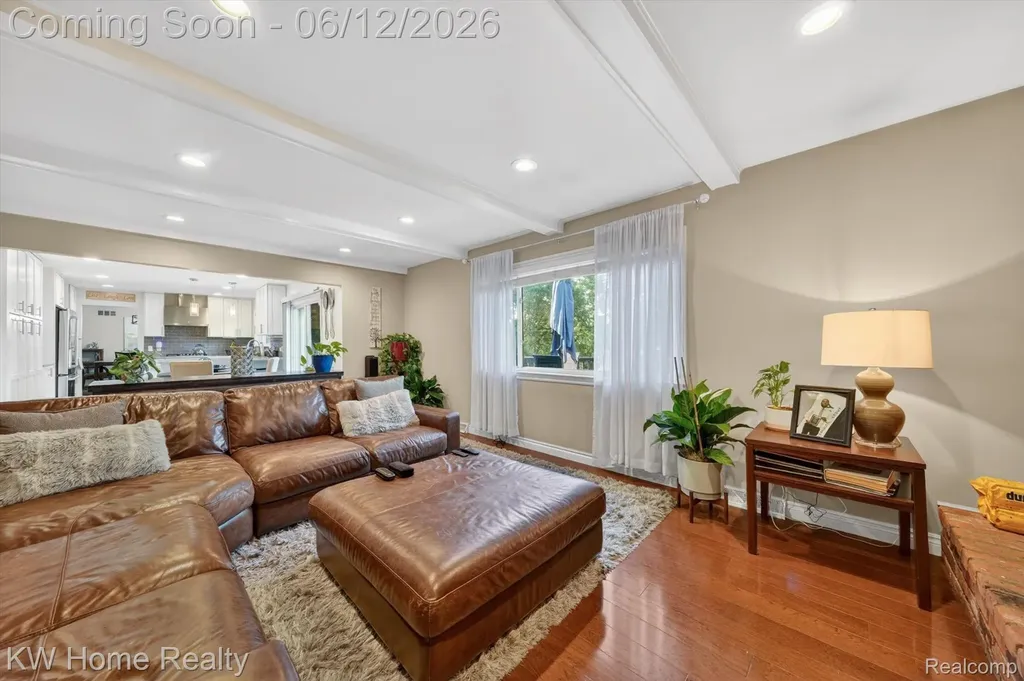 33717 Heritage Hills Drive Farmington Hills City MI 48331
