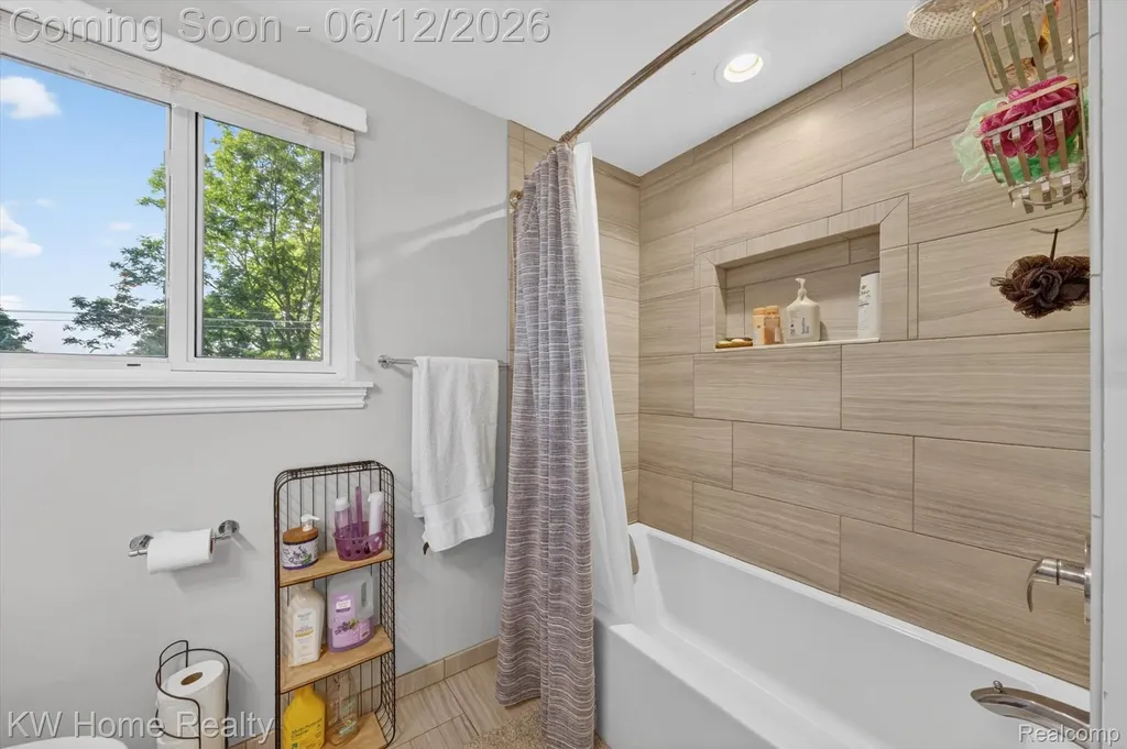33717 Heritage Hills Drive Farmington Hills City MI 48331