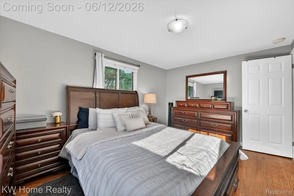 33717 Heritage Hills Drive Farmington Hills City MI 48331