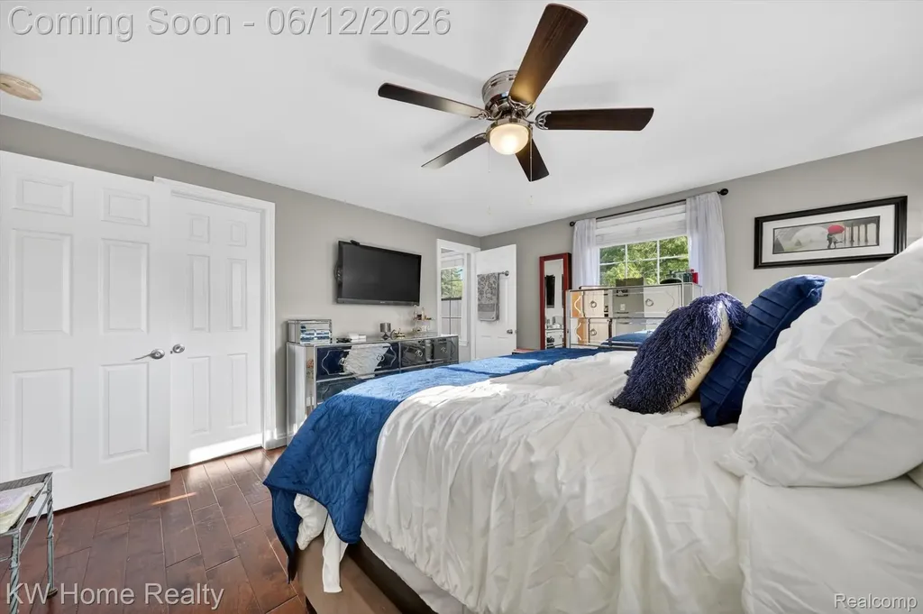 33717 Heritage Hills Drive Farmington Hills City MI 48331