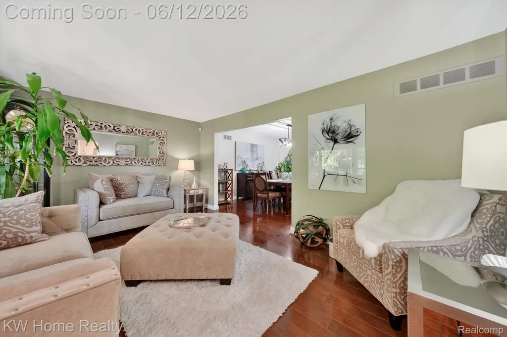 33717 Heritage Hills Drive Farmington Hills City MI 48331