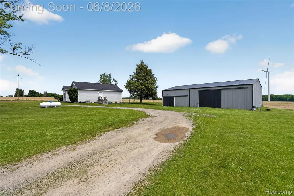 2769 Higgins Road Juniata Township MI 48768