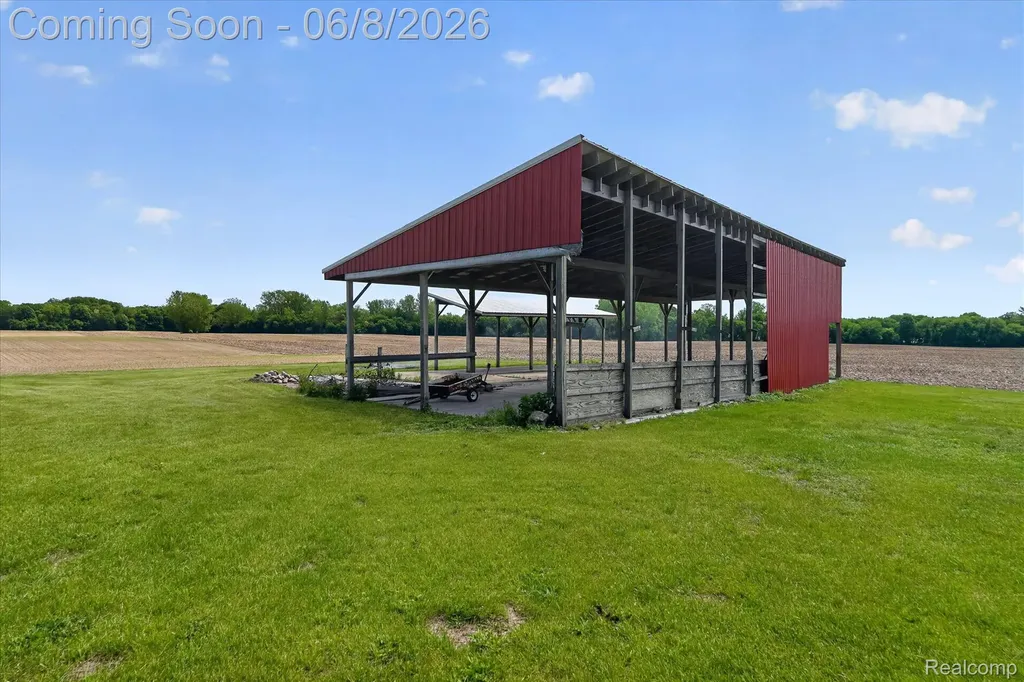 2769 Higgins Road Juniata Township MI 48768