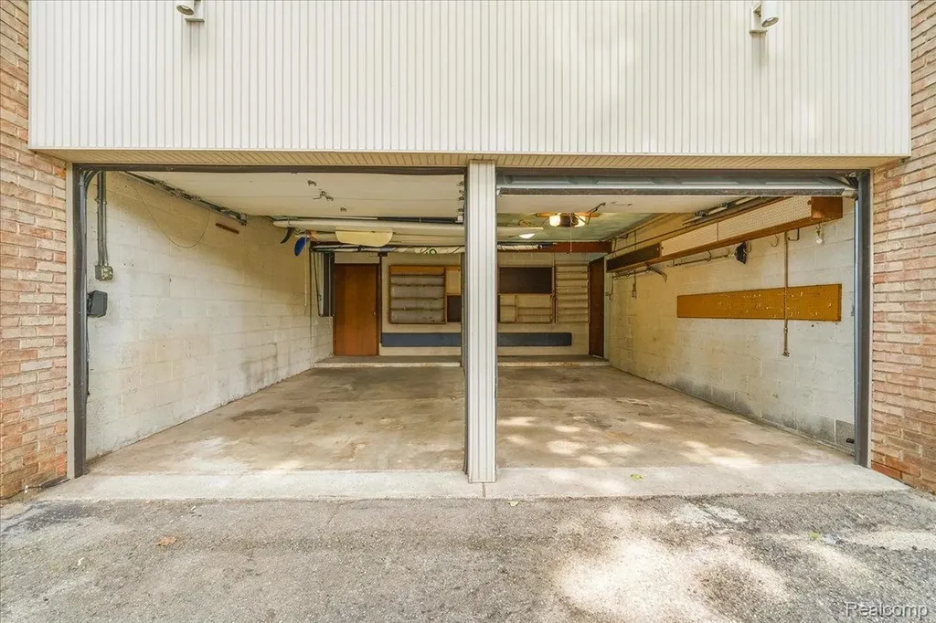 13020 Edgedale Street Van Buren Charter Township MI 48111