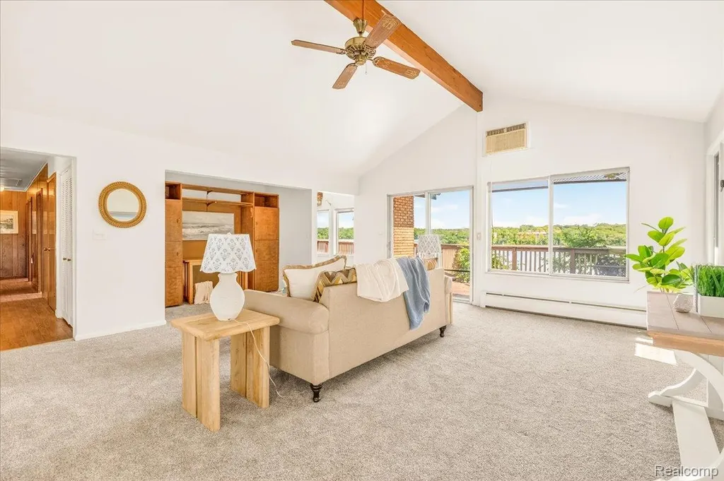 13020 Edgedale Street Van Buren Charter Township MI 48111