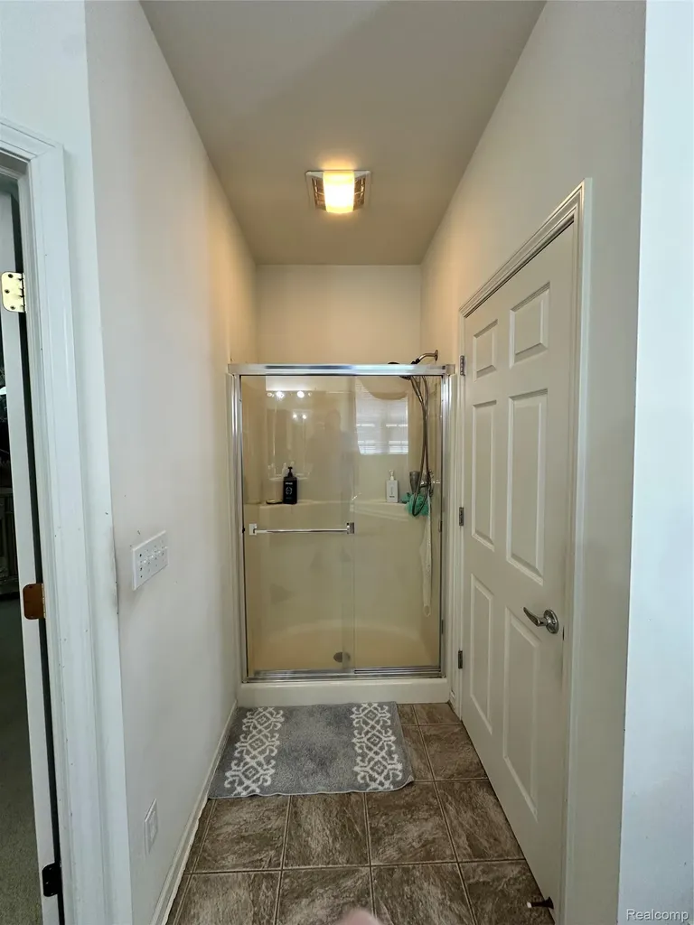 7383 Tottenham Shelby Charter Township MI 48317