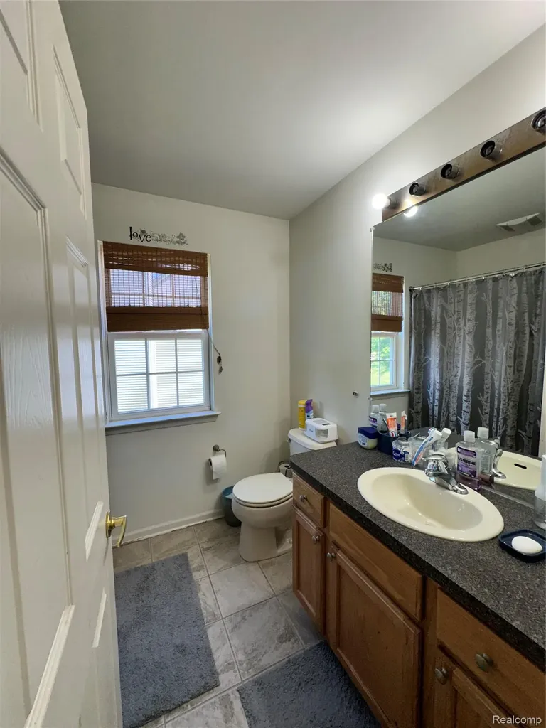 7383 Tottenham Shelby Charter Township MI 48317