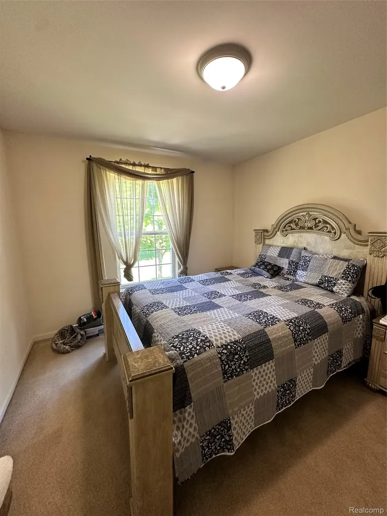 7383 Tottenham Shelby Charter Township MI 48317