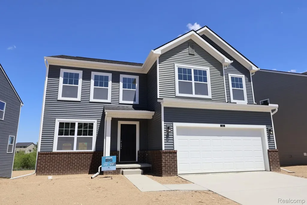 412 Hidden River W Holly Township MI 48442