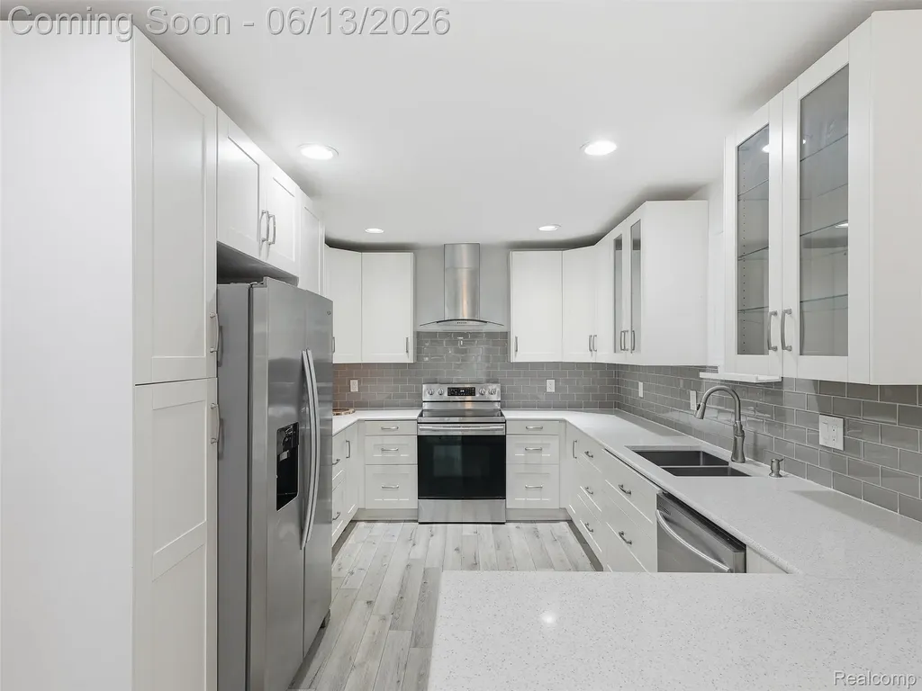 1735 Tiverton Road Bloomfield Hills City MI 48304