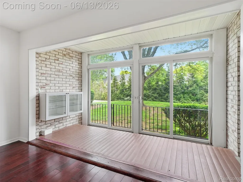 1735 Tiverton Road Bloomfield Hills City MI 48304