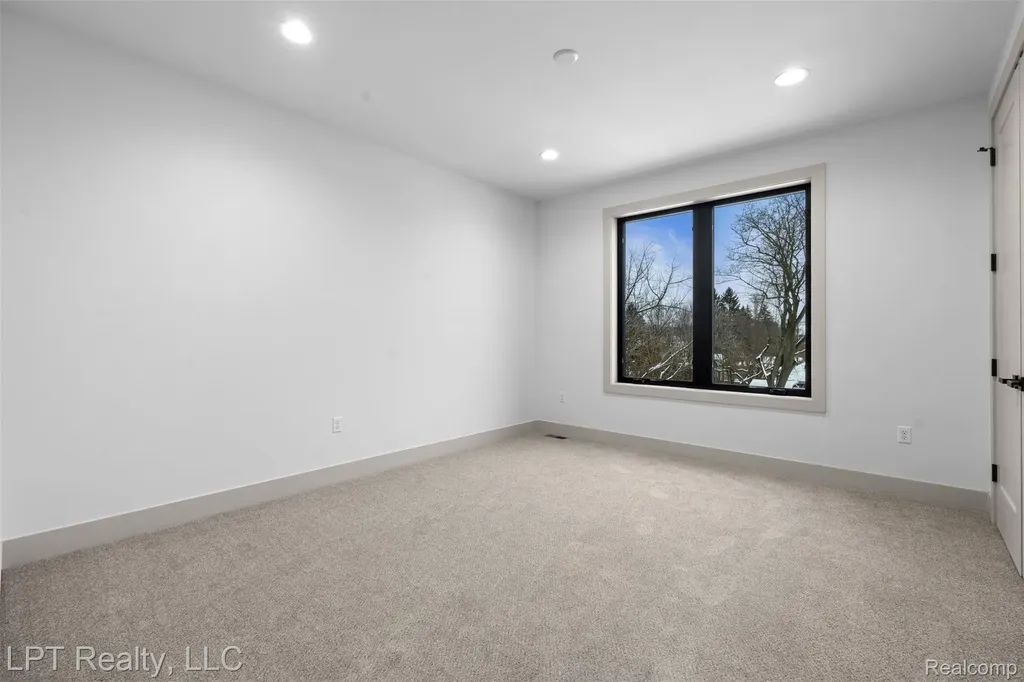 527 Walnut Street Brighton City MI 48116