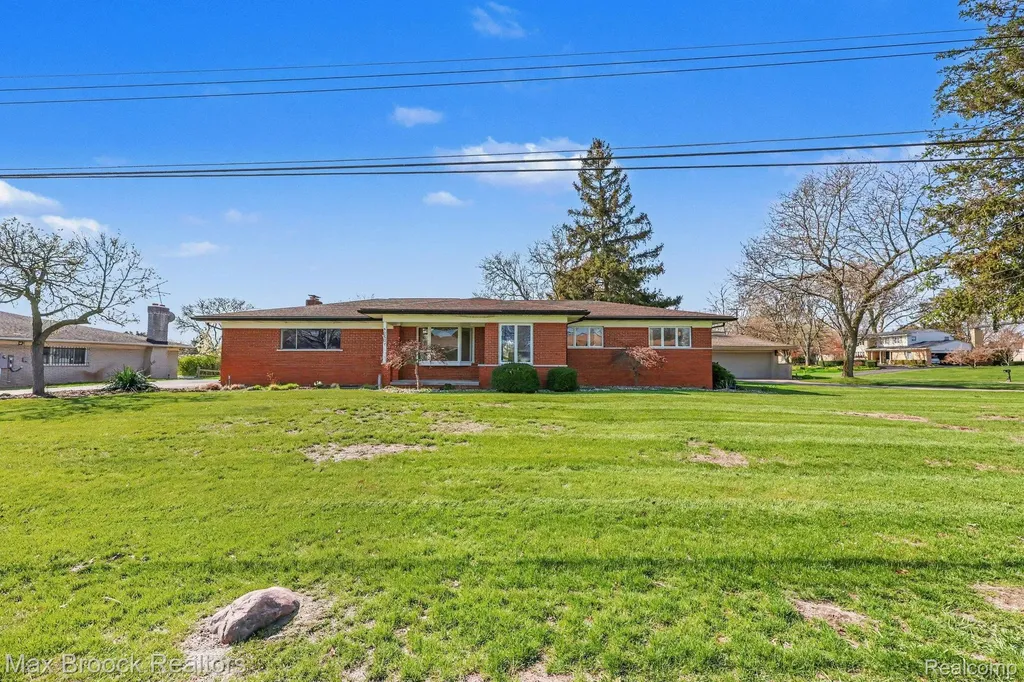 5030 Stellar Road Shelby Charter Township MI 48316