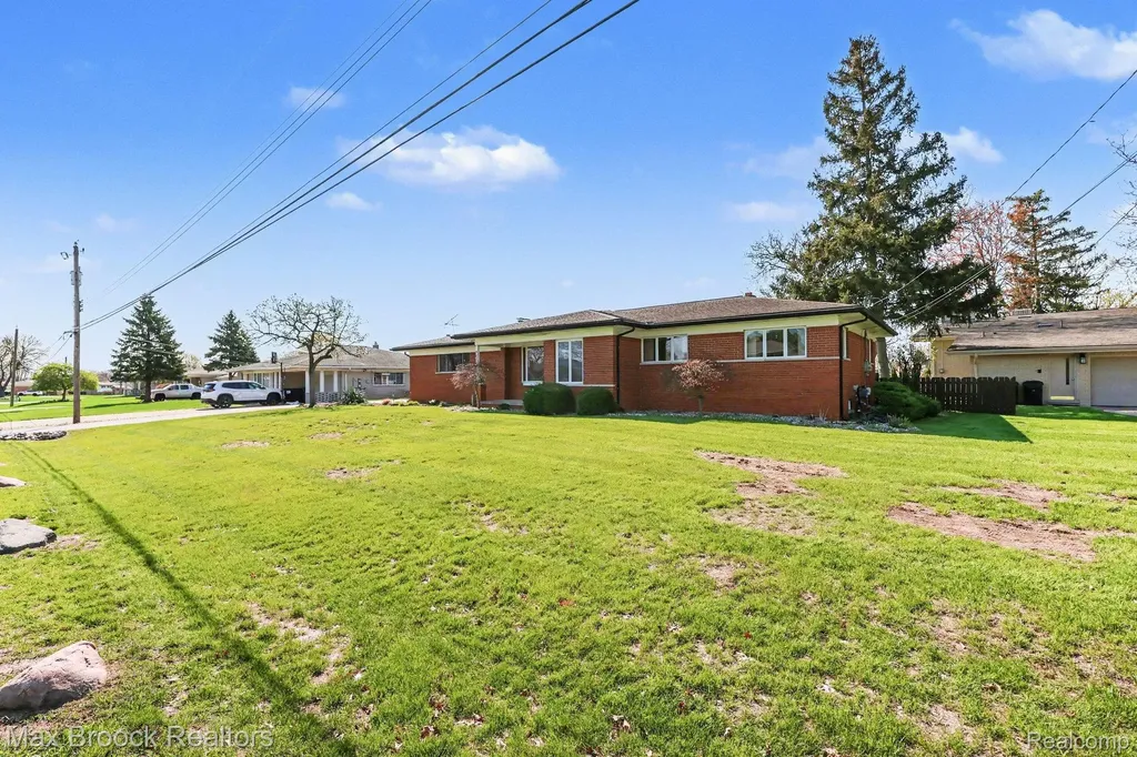 5030 Stellar Road Shelby Charter Township MI 48316