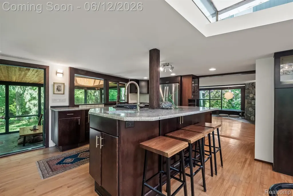 3954 N Ellamae Road Oakland Charter Township MI 48363
