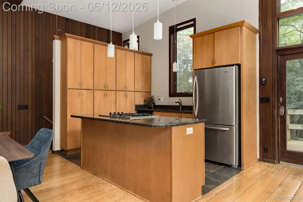 3954 N Ellamae Road Oakland Charter Township MI 48363
