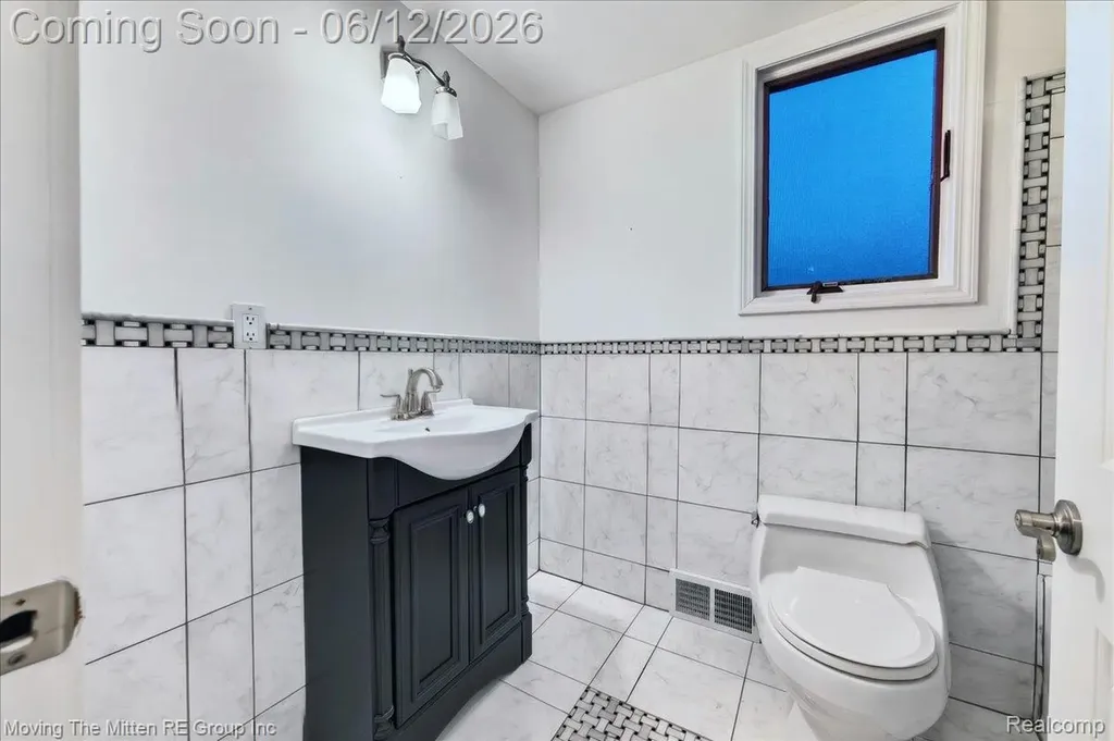 466 Blunk Street Plymouth City MI 48170