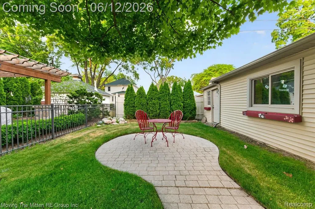 466 Blunk Street Plymouth City MI 48170