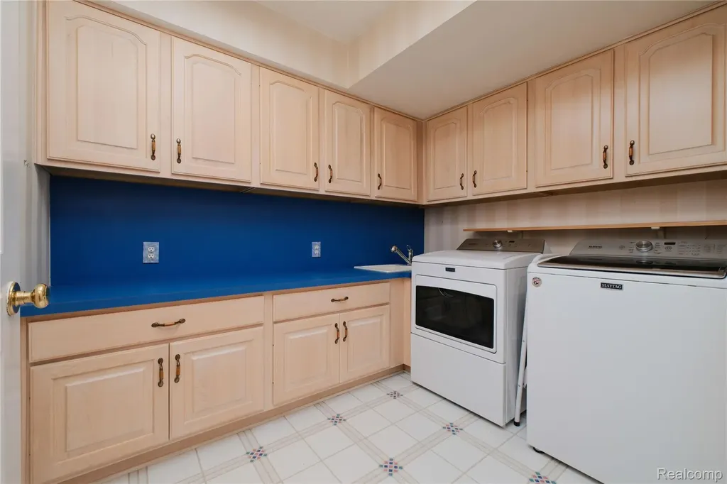 11050 Wealthy Lane Bruce Township MI 48065