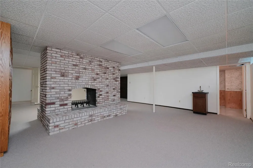 11050 Wealthy Lane Bruce Township MI 48065