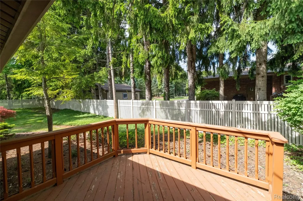 11050 Wealthy Lane Bruce Township MI 48065