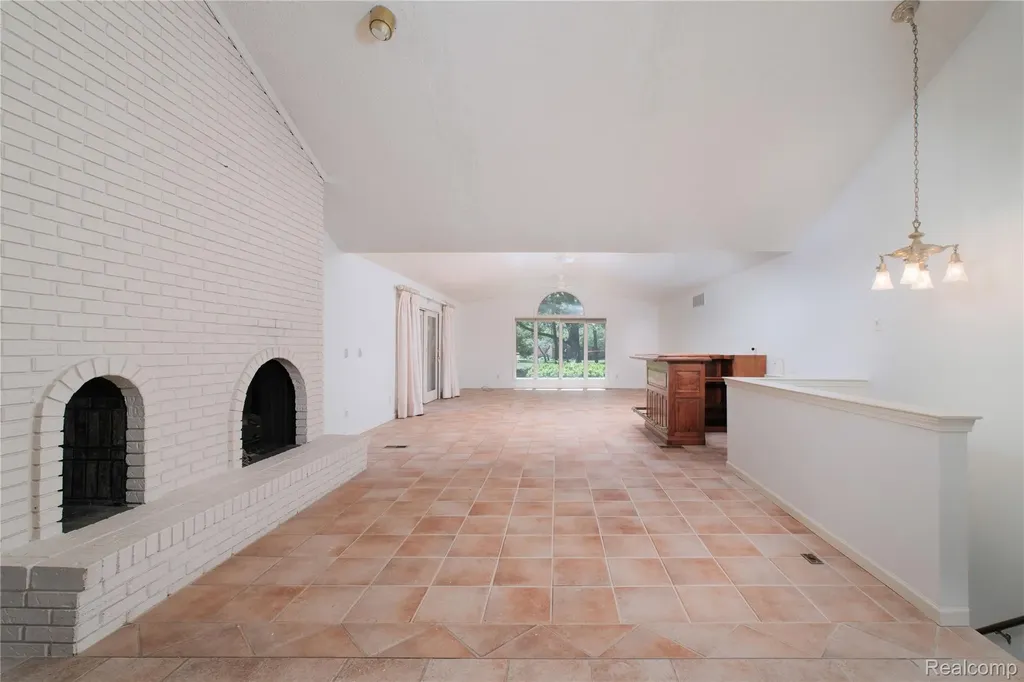 11050 Wealthy Lane Bruce Township MI 48065
