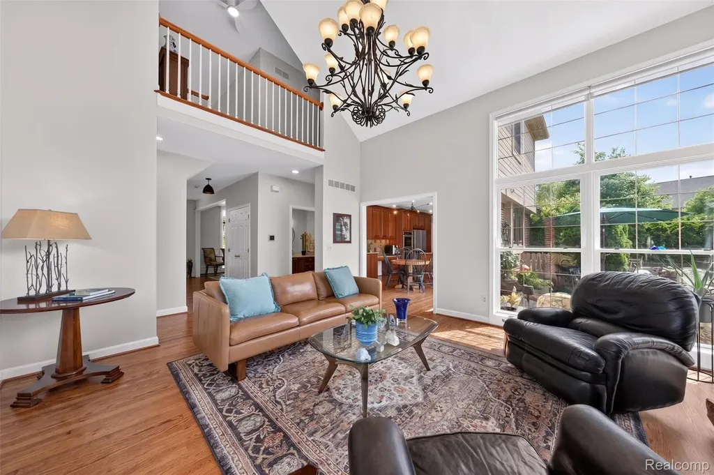 41621 Hempshire Street Novi City MI 48375